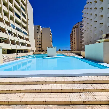 Rocha Varandas Atlantis Apartment *